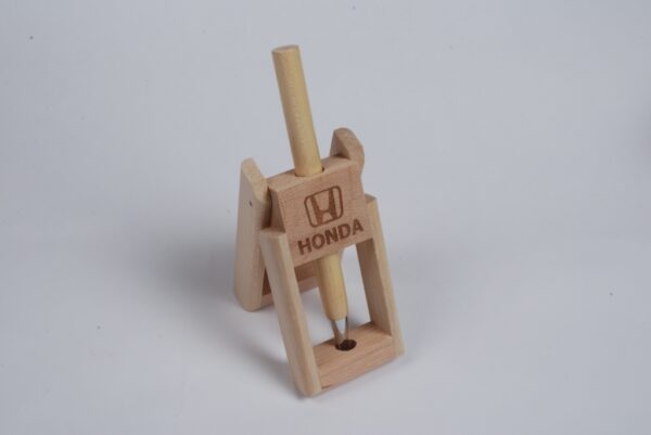 Wooden Pen with stand 1